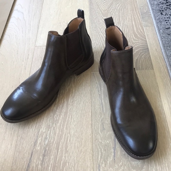 robert wayne chelsea boots